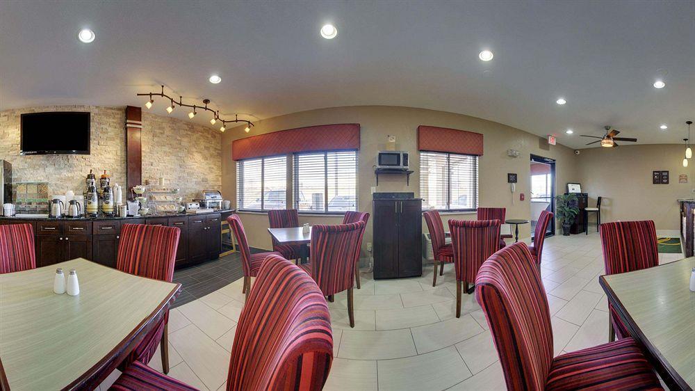 Quality Inn & Suites Des Moines Airport Exterior foto